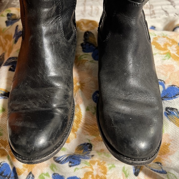 FRYEboots - Picture 12 of 16